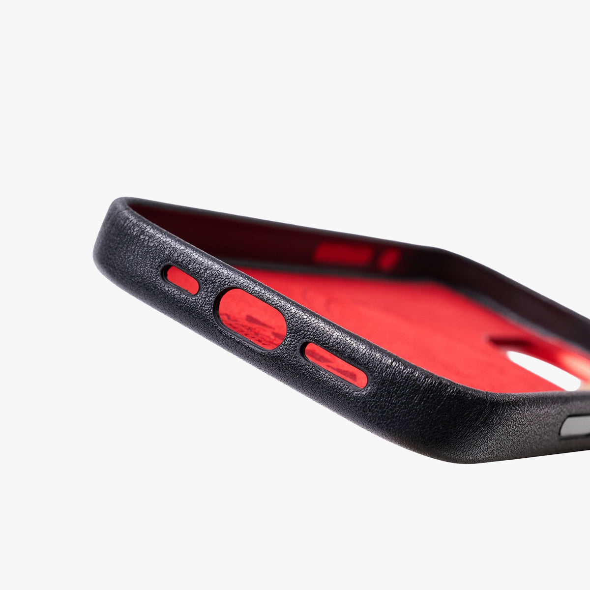 iPhone 16 Pro MagSafe Leather Case with Grippit Grip Stand Bundle