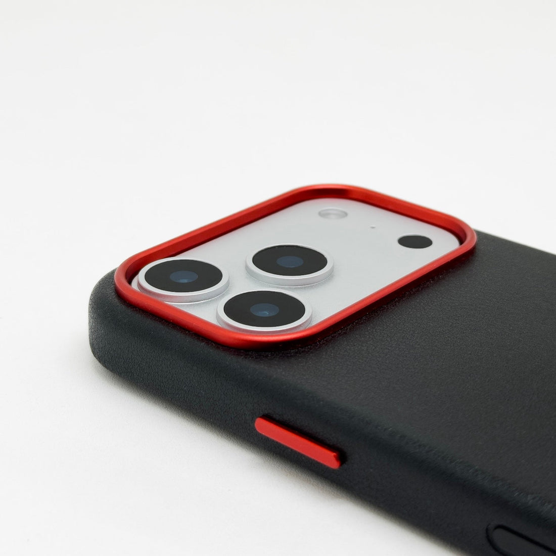 iPhone 18 Pro MagSafe Leather Case