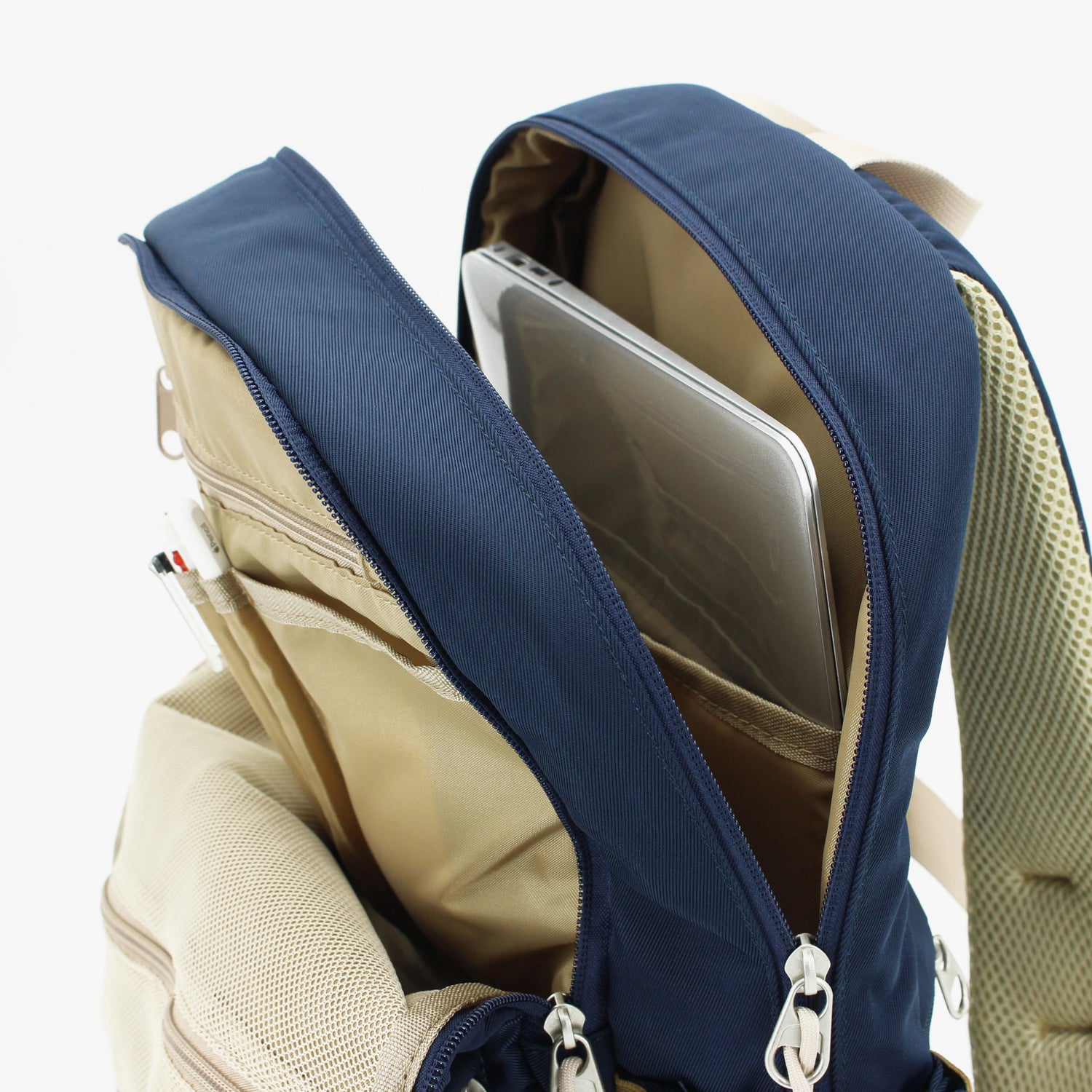 Adwin笔记本电脑背包